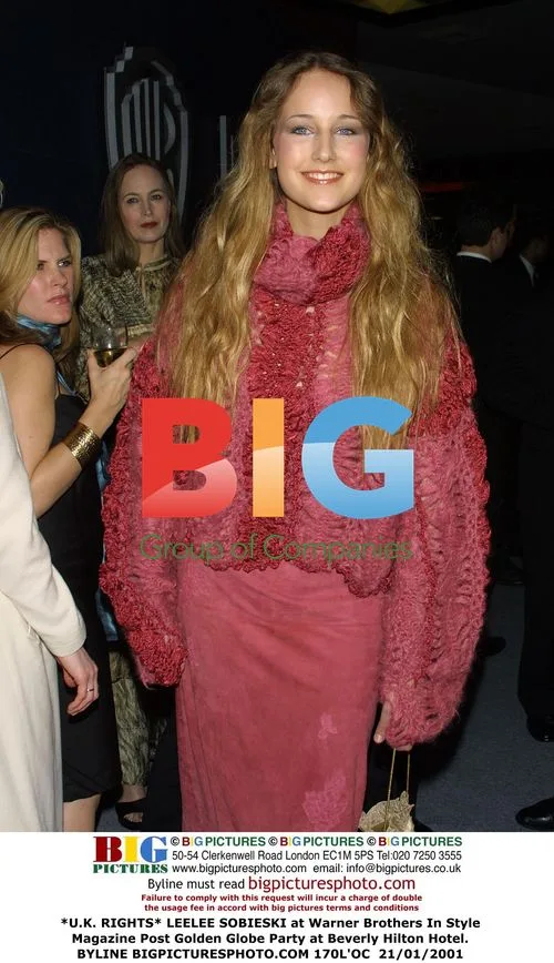LEELEE SOBIESKI at WB In Style Magazine Party