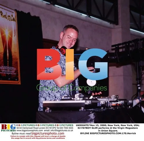 DJ FATBOY SLIM performs @ Virgin Megastore in NYC