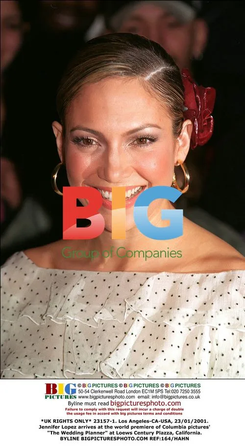 Jennifer Lopez at "The Wedding Planner" premiere