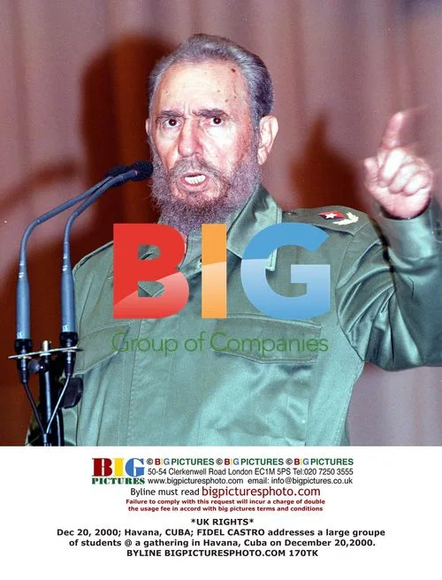 Fidel Castro Addresses Students in Havana