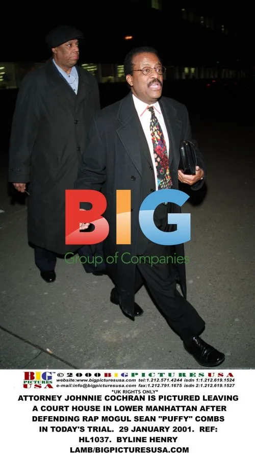 Johnnie Cochran Leaving Courthouse