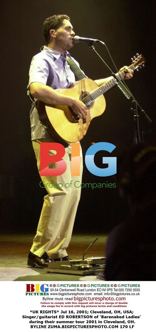 Ed Robertson of Barenaked Ladies Performs in Cleveland