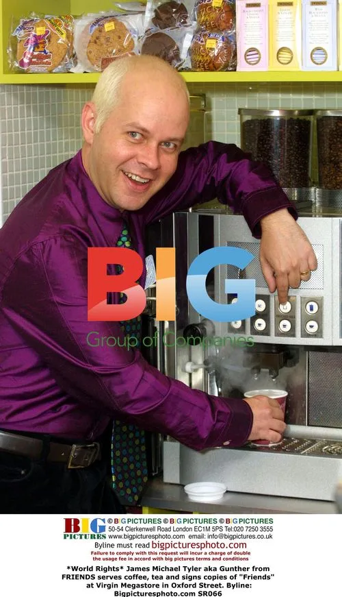 James Michael Tyler aka Gunther from FRIENDS at Virgin Megastore