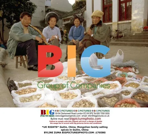 Mongolian family selling spices in Guilin, China