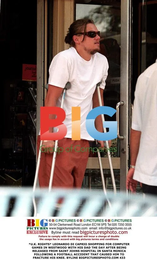 Leonardo DiCaprio Shopping for Games After Knee Injury