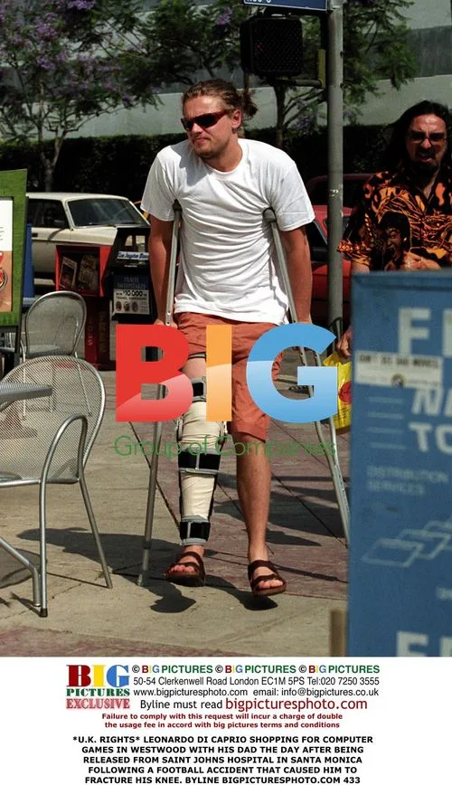 Leonardo DiCaprio shopping with dad