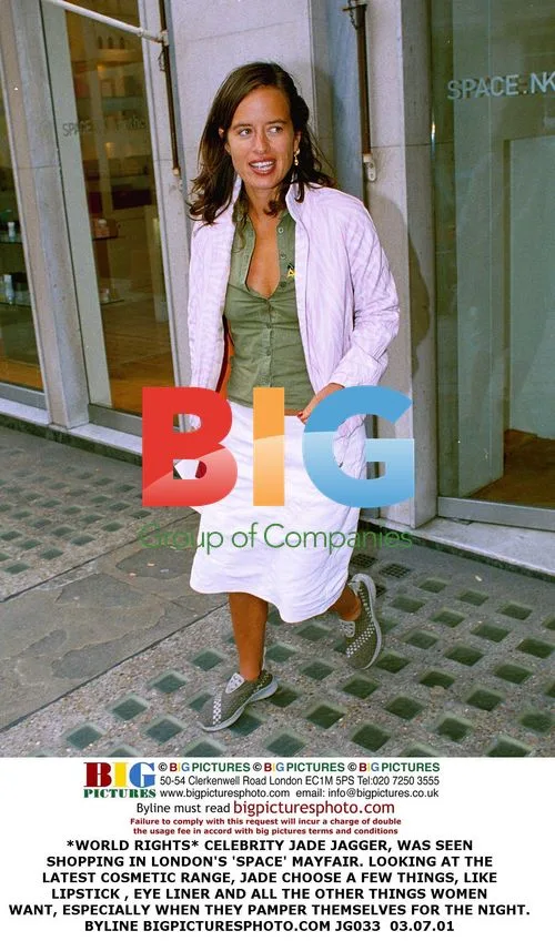 Jade Jagger Shopping in Mayfair
