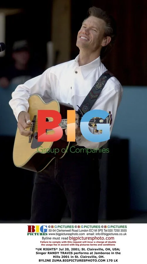 Randy Travis Performs at Jamboree in the Hills 2001