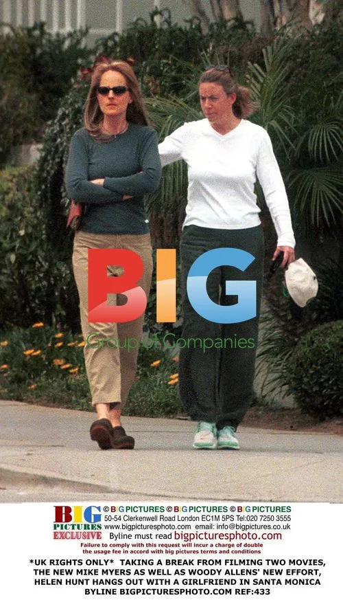 Helen Hunt Hangs Out with Friend in Santa Monica