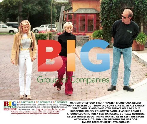 Kelsey Grammer and Family Shopping
