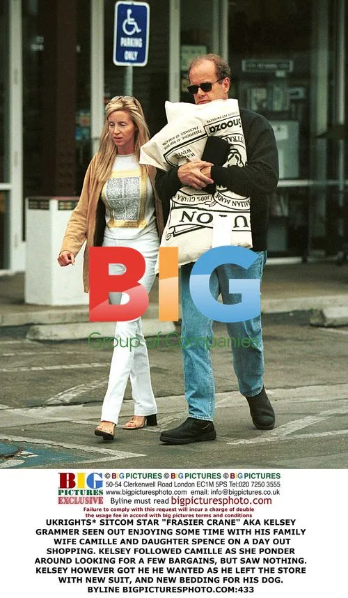 Kelsey Grammer Out Shopping with Family