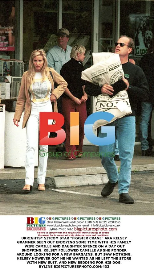Kelsey Grammer and Family Shopping