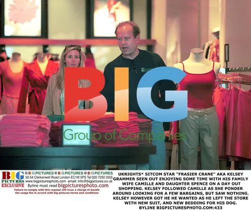 Kelsey Grammer Spotted Shopping with Family