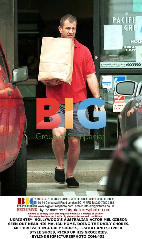 Mel Gibson runs errands near Malibu home