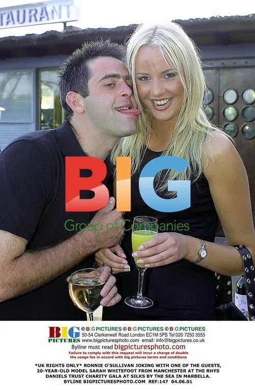 Ronnie O'Sullivan joking with model Sarah Whitefoot