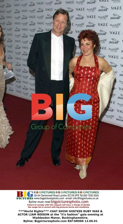 Ruby Wax & Liam Neeson at "it's fashion" gala