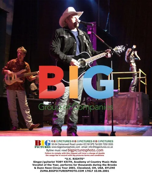Toby Keith Performs at Brooks & Dunn Tour