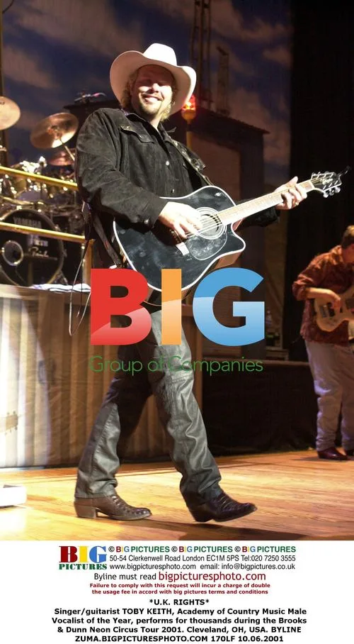 Toby Keith Performs on Brooks & Dunn Tour