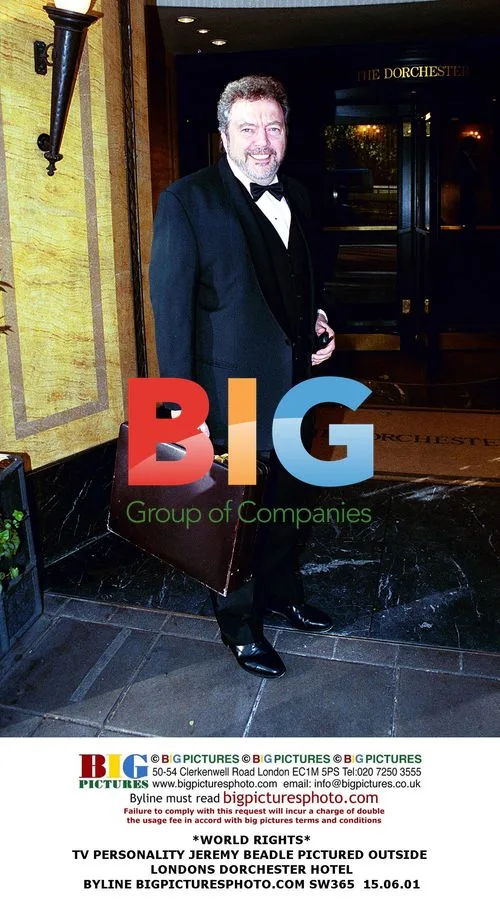 Jeremy Beadle Outside Dorchester Hotel