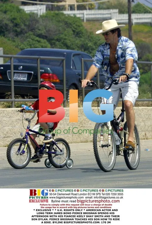 Pierce Brosnan spends afternoon with fiancee and son