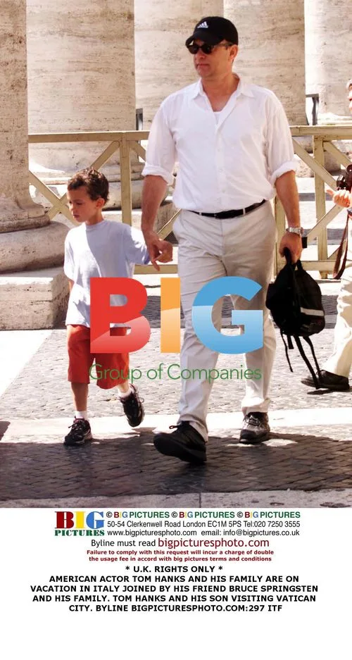 Tom Hanks and Family Vacation in Italy