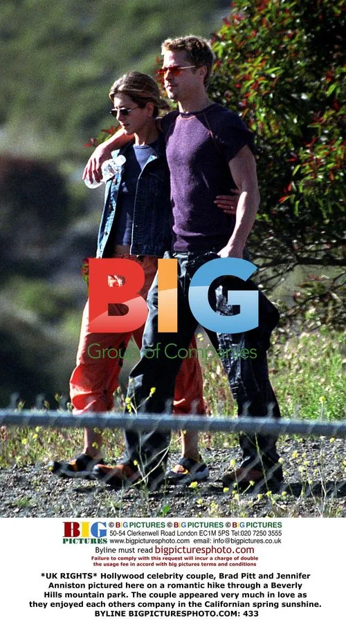 Brad Pitt and Jennifer Anniston's Romantic Hike