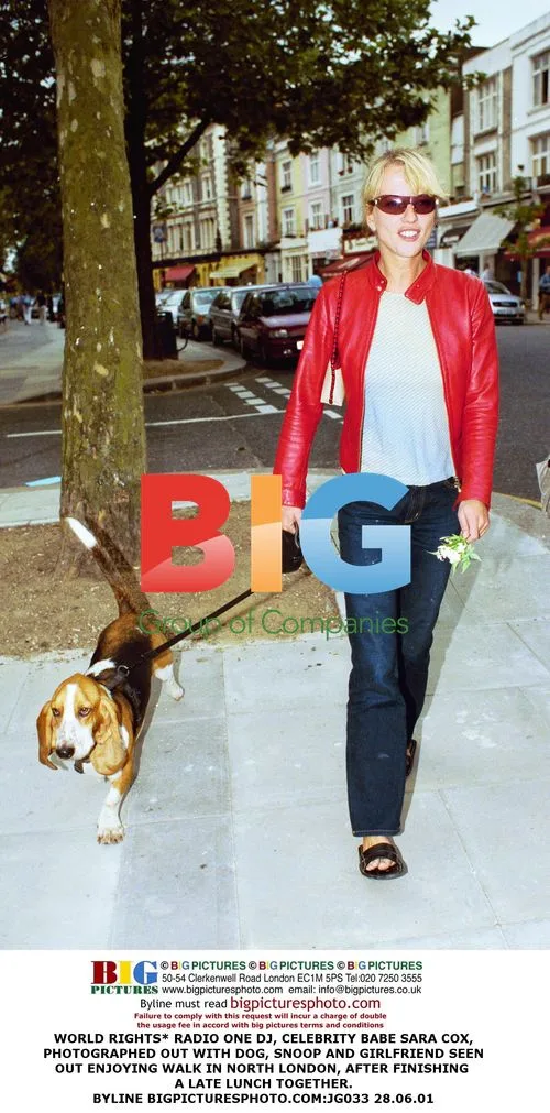 Sara Cox Out With Dog and Snoop