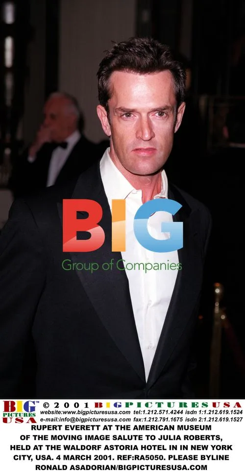 Rupert Everett at Julia Roberts salute