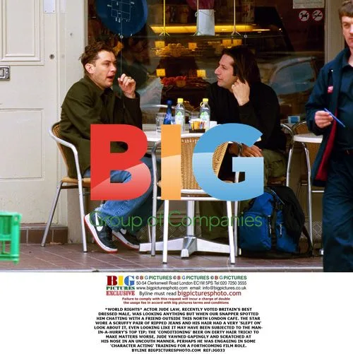 Jude Law Spotted Scruffy Outside North London Cafe
