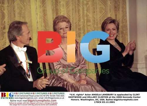 Angela Lansbury applauded at Kennedy Center Honors