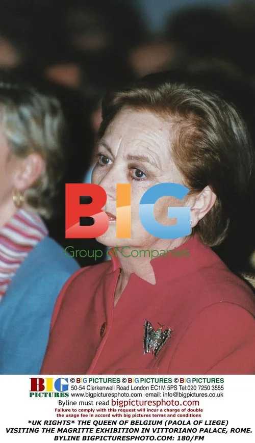 Queen of Belgium visits Magritte exhibition