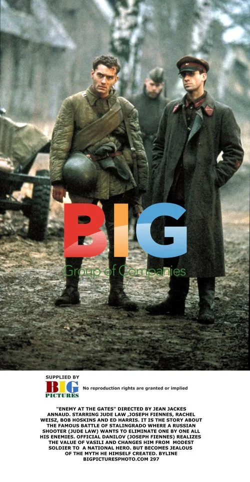 ENEMY AT THE GATES - STARS JUDE LAW, JOSEPH FIENNES