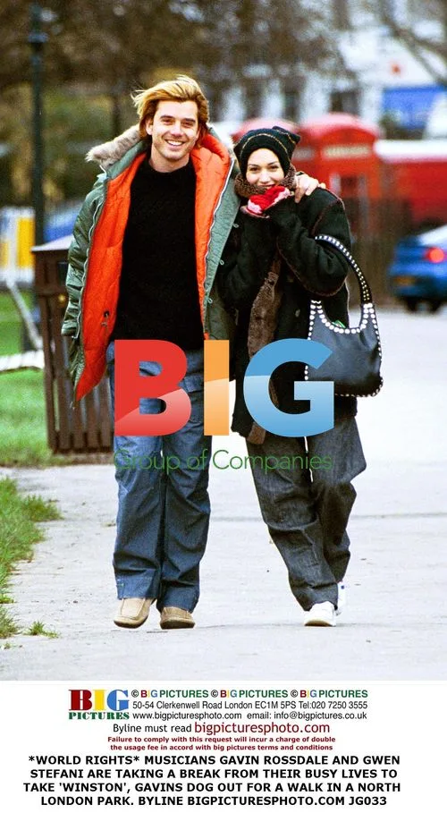 Gavin Rossdale and Gwen Stefani Walk Dog