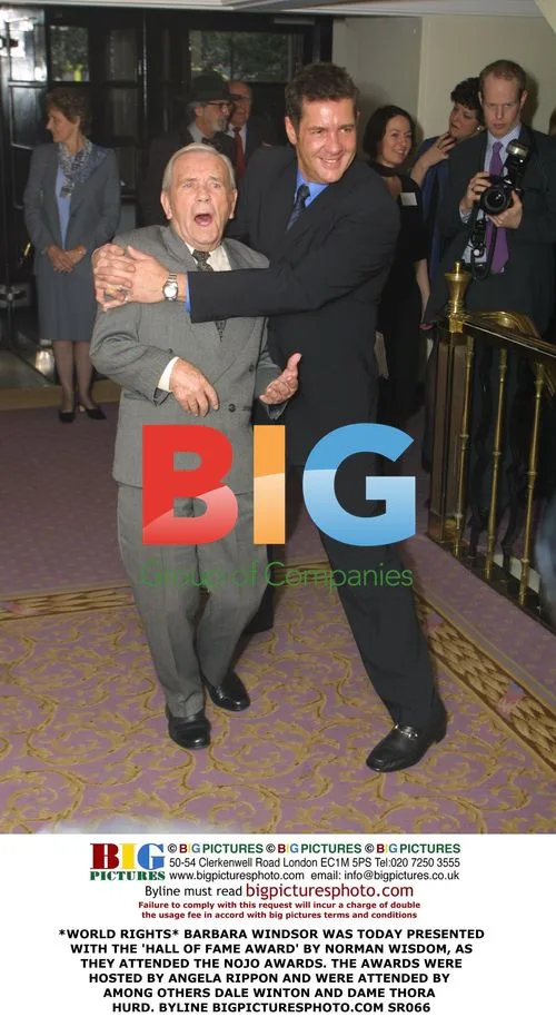 Barbara Windsor Presented 'Hall of Fame' Award