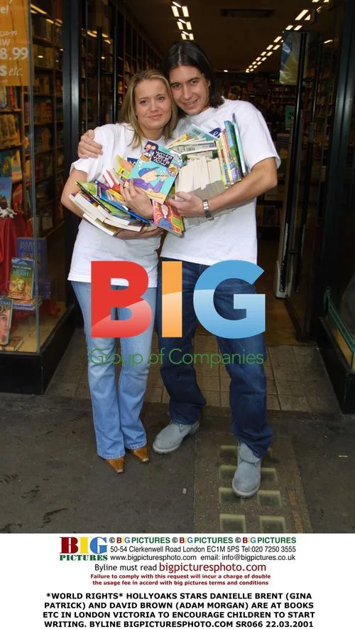 Hollyoaks Stars Encourage Kids to Write