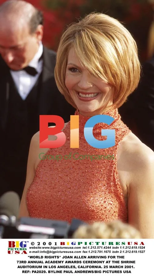 JOAN ALLEN at 73rd Academy Awards