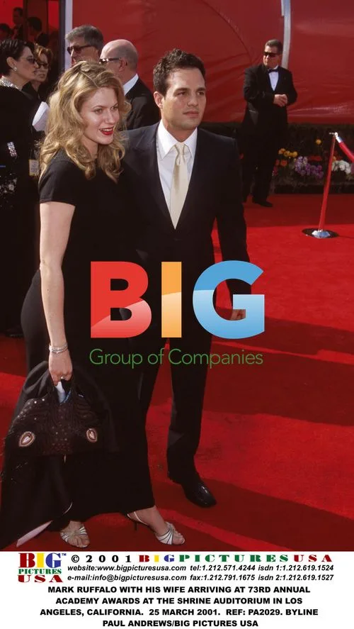 Mark Ruffalo and wife at Oscars