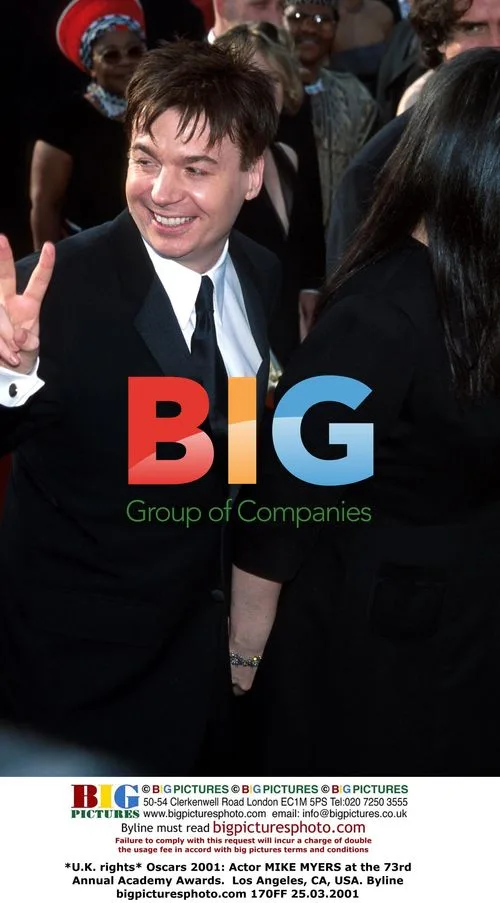 Mike Myers at Oscars 2001