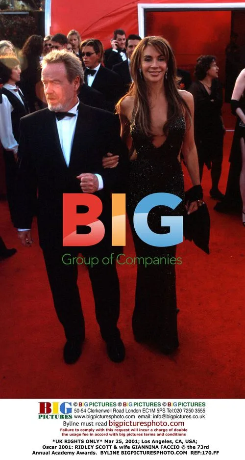 Ridley Scott & wife Giannina Faccio at Oscars 2001