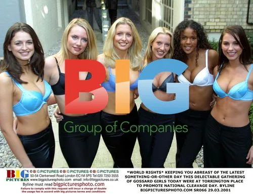 Gossard Girls Promote National Cleavage Day