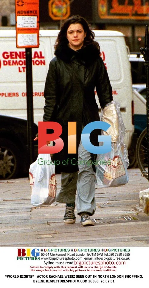 Rachael Weisz Shopping in North London