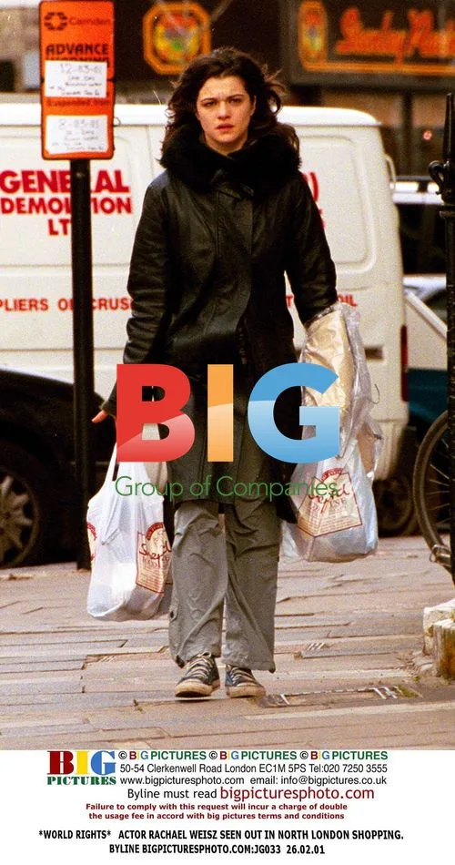 Rachael Weisz Shopping in North London