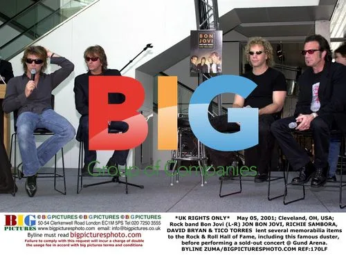 Bon Jovi Donates Items to Rock Hall