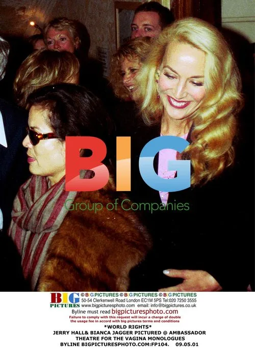 JERRY HALL & BIANCA JAGGER AT VAGINA MONOLOGUES