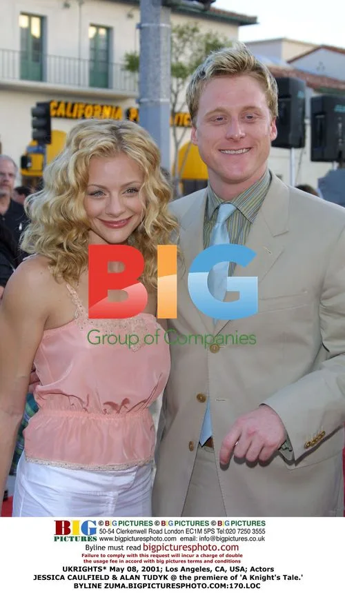 Jessica Caulfield & Alan Tudyk at 'A Knight's Tale' premiere