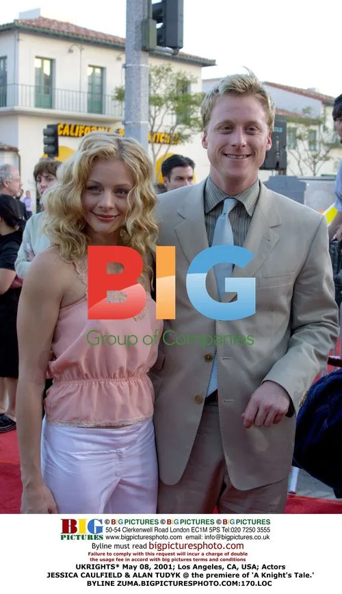 Jessica Caulfield & Alan Tudyk at 'A Knight's Tale' premiere