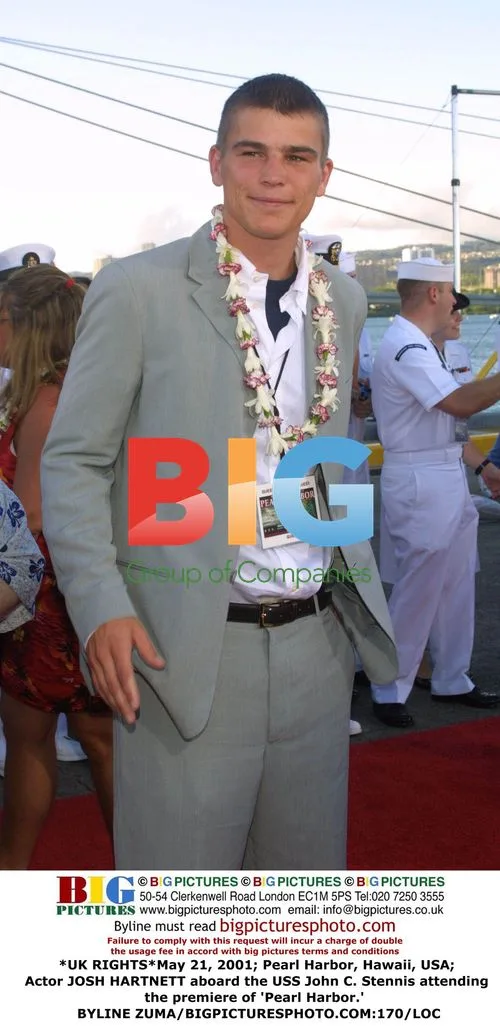 Josh Hartnett at 'Pearl Harbor' Premiere