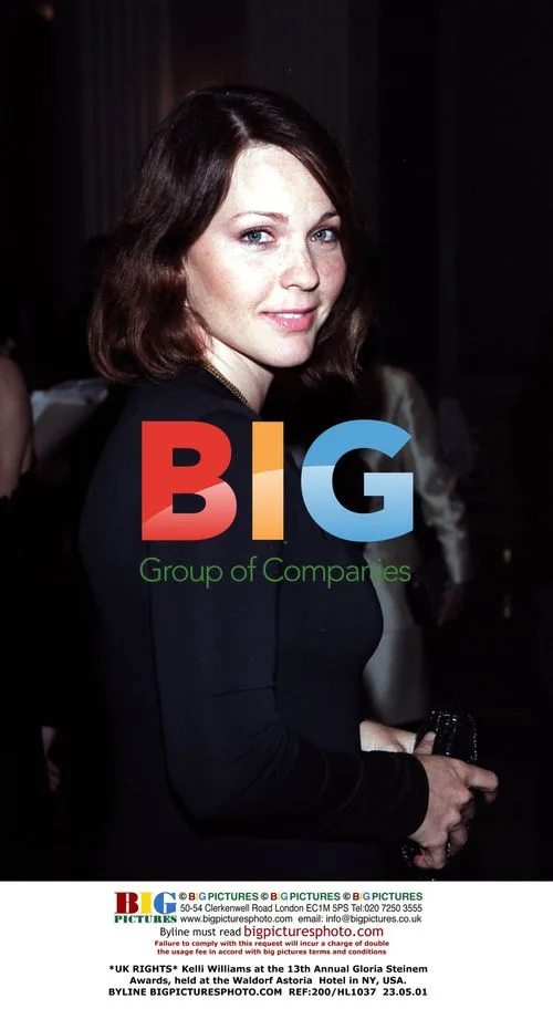 Kelli Williams at the 13th Gloria Steinem Awards