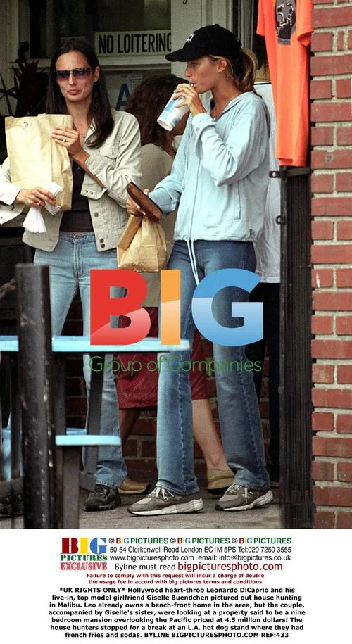 DiCaprio and Buendchen House Hunting