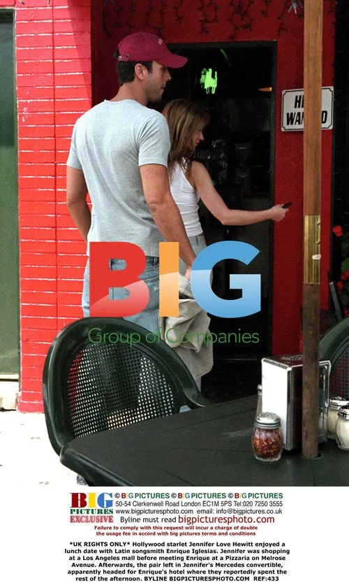 Jennifer Love Hewitt and Enrique Iglesias Lunch Date